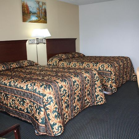 Deluxe Inn פורט סטוקטון מראה חיצוני תמונה