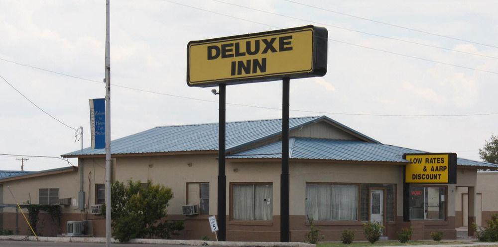 Deluxe Inn פורט סטוקטון מראה חיצוני תמונה